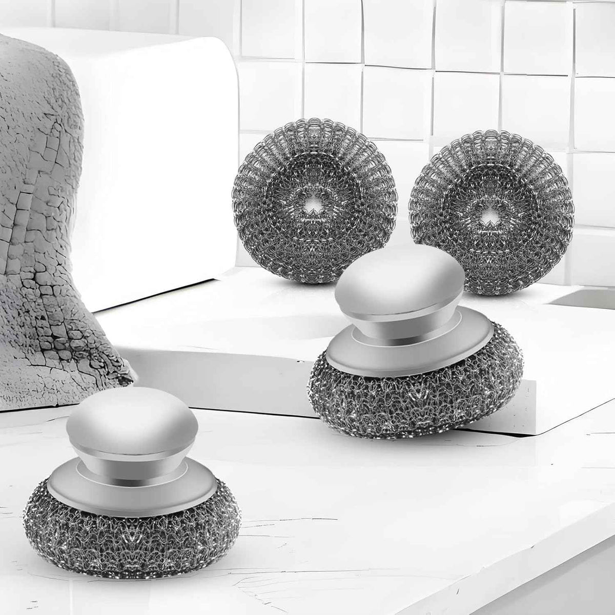 Stainless steel wool scrubber with 2 replacement pads for cleaning metal pans, pots, grills, and more