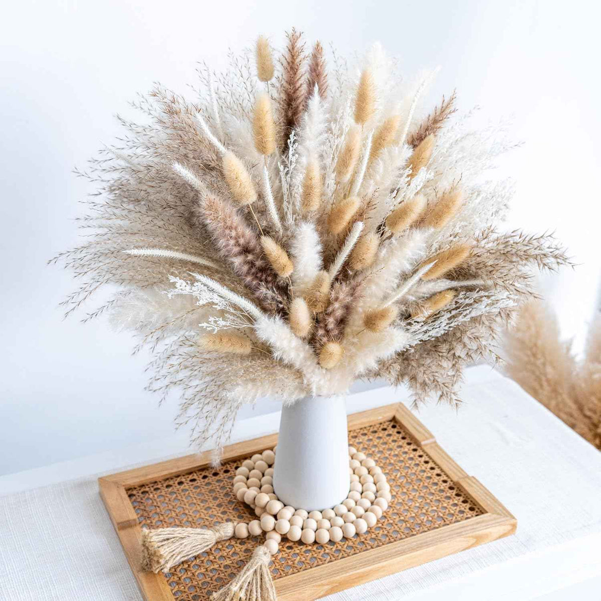 96PCS Natural Dried Pampas Grass Boho Home Decor Bouquet Phragmites Dried Flowers Bouquet for Wedding Floral Arrangements Home Decorations (96PCS)